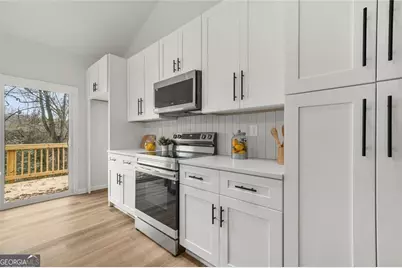 1674 Mary George Avenue NW, Atlanta, GA 30318 - Photo 11