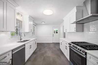 641 Gordon Combs Road NW, Marietta, GA 30064 - Photo 3