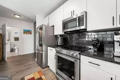 400 W Peachtree Street NW #2011, Atlanta, GA 30308 - Photo 11