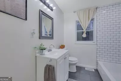 647 Alfred Road NW, Atlanta, GA 30331 - Photo 9