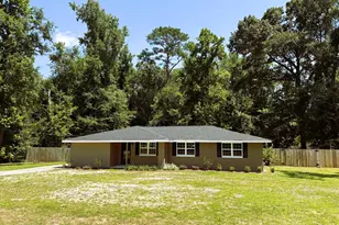 228 Hobbins Dr, Dublin, GA 31021 - Photo 1