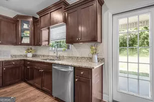 290 Kerry Dr, Richmond Hill, GA 31324 - Photo 35
