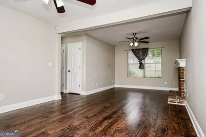 6155 Raleigh Oaks Court, Lithonia, GA 30058 - Photo 9