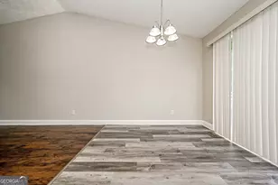6155 Raleigh Oaks Ct, Lithonia, GA 30058 - Photo 5