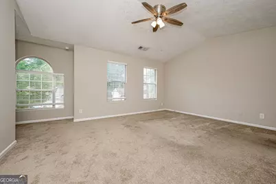 5899 Heritage Park Trail, Lithonia, GA 30058 - Photo 9