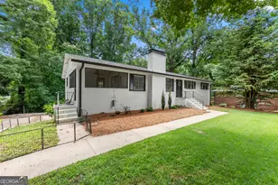 599 Holly Dr, Gainesville, GA 30501 - Photo 3