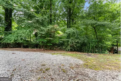599 Holly Drive, Gainesville, GA 30501 - Photo 11