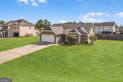 1055 Marne Boulevard, Hinesville, GA 31313 - Photo 3