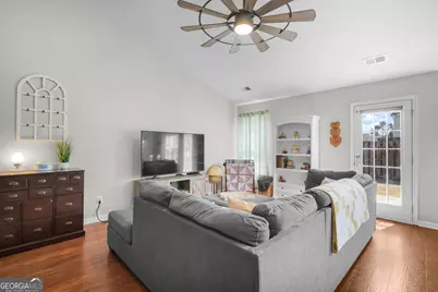 1055 Marne Boulevard, Hinesville, GA 31313 - Photo 41