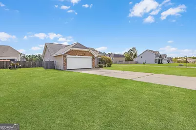1055 Marne Boulevard, Hinesville, GA 31313 - Photo 7