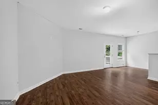 6385 Shadow Square, Lithonia, GA 30058 - Photo 9