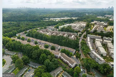 1140 Liberty Parkway NW, Atlanta, GA 30318 - Photo 5