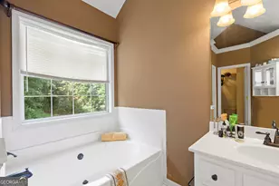 5660 Bridle Glen Dr, Sugar Hill, GA 30518 - Photo 17