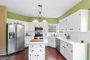 5660 Bridle Glen Dr, Sugar Hill, GA 30518 - Photo 11