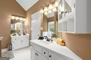 5660 Bridle Glen Dr, Sugar Hill, GA 30518 - Photo 19