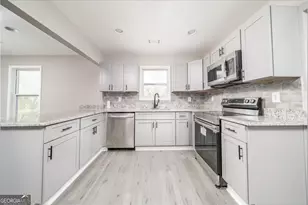 665 S Eugenia Pl NW, Atlanta, GA 30318 - Photo 15