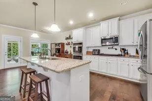 231 Homestead Cir, Forsyth, GA 31029 - Photo 13