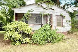 371 3rd St, Forest Park, GA 30297 - Photo 1