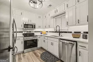 7103 Apache Ln, Riverdale, GA 30274 - Photo 11