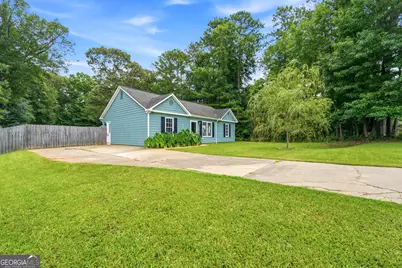 129 Old Highway 85, Senoia, GA 30276 - Photo 1