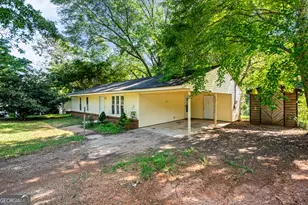 156 Crestwood Dr, Toccoa, GA 30577 - Photo 1