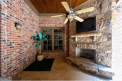831 Camden Park Court NE, Atlanta, GA 30342 - Photo 85