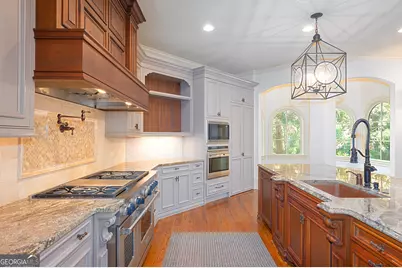 831 Camden Park Court NE, Atlanta, GA 30342 - Photo 29