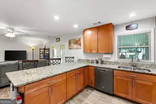 5528 Garrard Ave, Savannah, GA 31405 - Photo 15