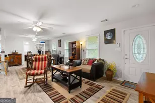 5528 Garrard Ave, Savannah, GA 31405 - Photo 11