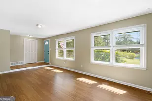 17 Regent Dr, Savannah, GA 31406 - Photo 17