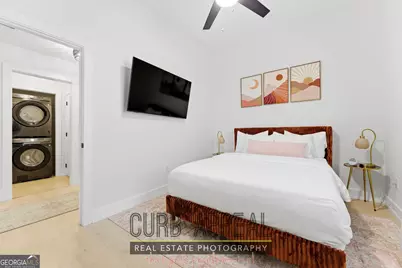 674 Jett Street NW, Atlanta, GA 30318 - Photo 9