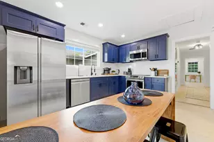 674 Jett St NW, Atlanta, GA 30318 - Photo 11