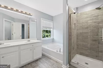 4674 Creekside Villas Way SE, Smyrna, GA 30082 - Photo 17