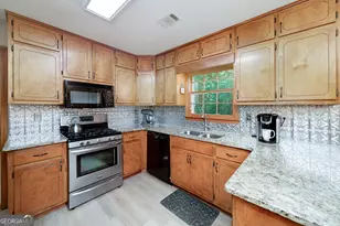 196 Rocky Branch Dr, McDonough, GA 30252 - Photo 17