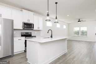 162 Cantrell Dr, Dallas, GA 30157 - Photo 3