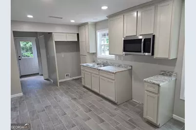 305 Smith Street, Dublin, GA 31021 - Photo 9
