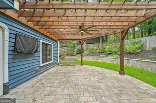 465 Roswell Hills Pl, Roswell, GA 30075 - Photo 29