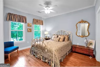 5464 Glenridge View NE, Atlanta, GA 30342 - Photo 11