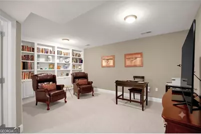 5464 Glenridge View NE, Atlanta, GA 30342 - Photo 15