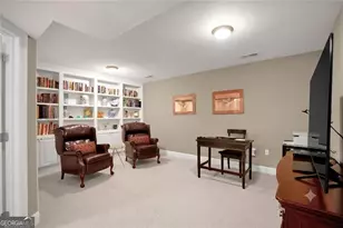 5464 Glenridge View NE, Atlanta, GA 30342 - Photo 15