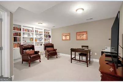 5464 Glenridge View NE, Atlanta, GA 30342 - Photo 15