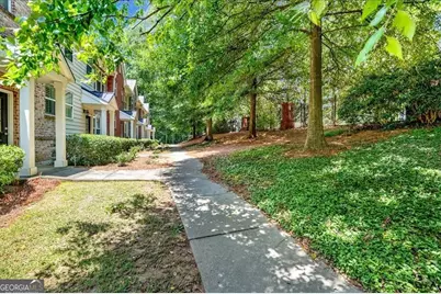 5464 Glenridge View NE, Atlanta, GA 30342 - Photo 47