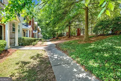 5464 Glenridge View NE, Atlanta, GA 30342 - Photo 47