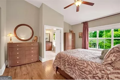 5464 Glenridge View NE, Atlanta, GA 30342 - Photo 7