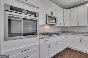 31 Pinson St, Newnan, GA 30263 - Photo 19