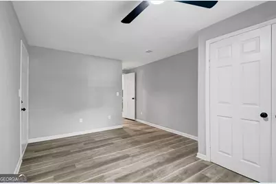 4595 Hendrix Drive, Forest Park, GA 30297 - Photo 15
