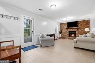 1167 Hutch Ln, Snellville, GA 30078 - Photo 11