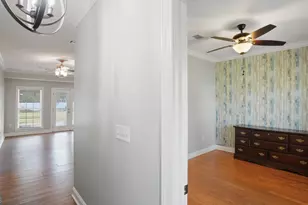 415 Walter St, Odum, GA 31555 - Photo 23