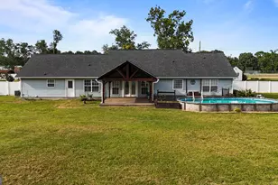 415 Walter St, Odum, GA 31555 - Photo 43