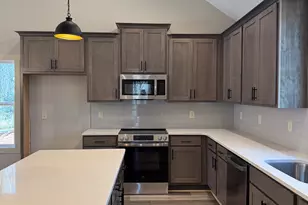 32 Tanvor Trl, Cleveland, GA 30528 - Photo 7